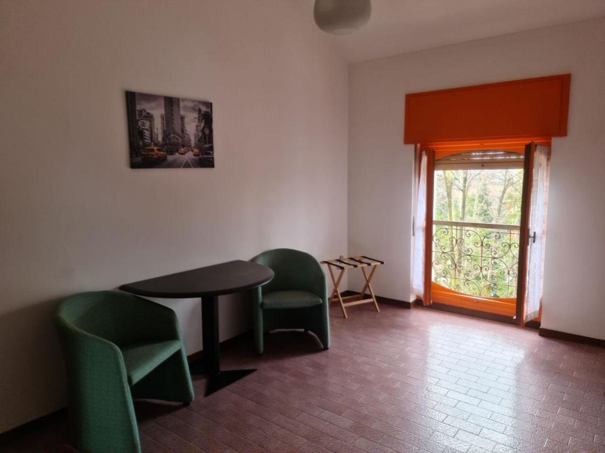 Villa Terzaghi Gorla Minore Bagian luar foto